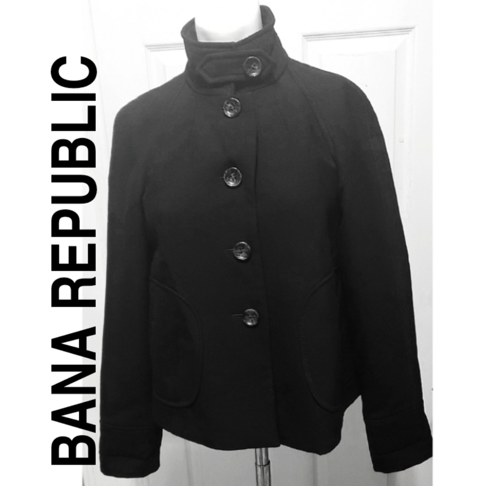 BANANA REPUBLIC